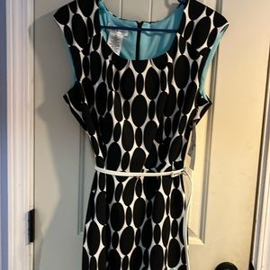 Misses Classic Cape Slu Belted Sheath knee length Dress Sz16 BNWTS!!